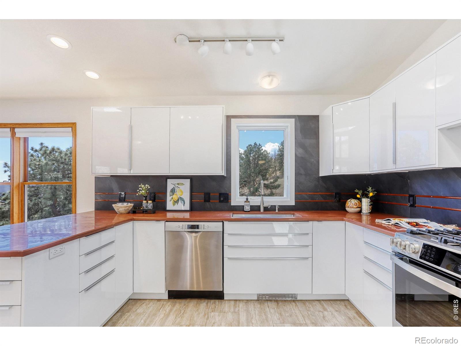 2901 Stone Canyon Road Lyons CO 80540