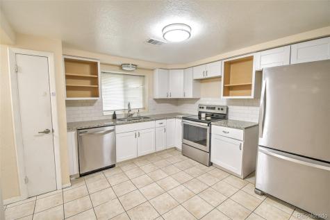 1658 Chester Street Aurora CO 80010