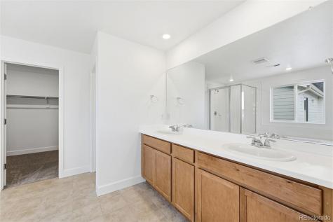 3323 N Catawba Way Aurora CO 80019