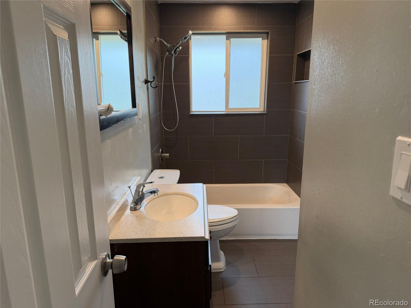 3124 Quari Street Aurora CO 80011