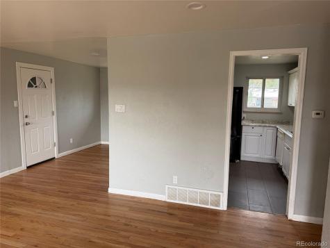3124 Quari Street Aurora CO 80011