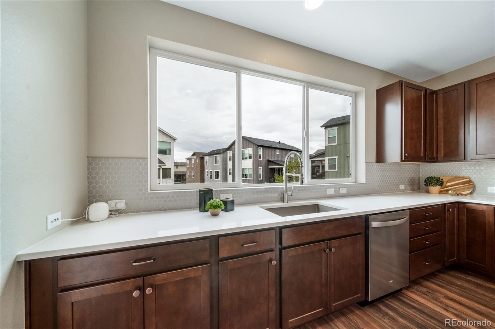 1000 Southurst Lane Littleton CO 80129