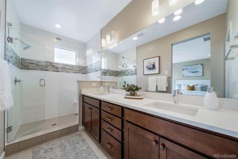 1000 Southurst Lane Littleton CO 80129