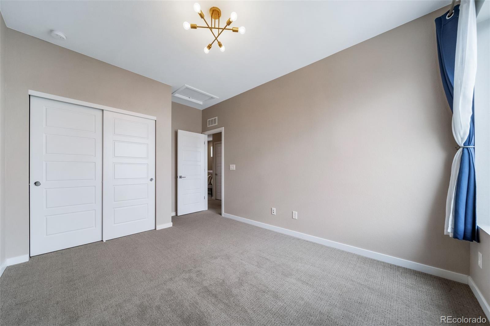 1000 Southurst Lane Littleton CO 80129