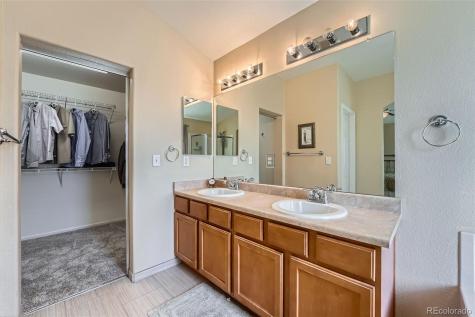 23808 E Bellewood Drive Aurora CO 80016