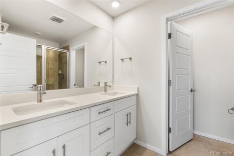 6227 N Nepal Street Aurora CO 80019