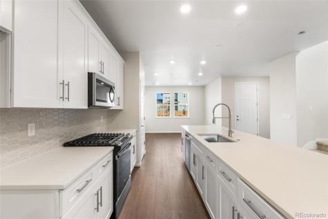 6227 N Nepal Street Aurora CO 80019