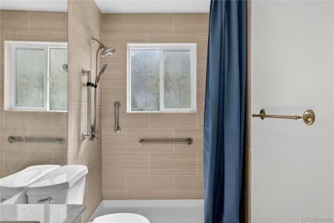 978 S Potomac Way Aurora CO 80012