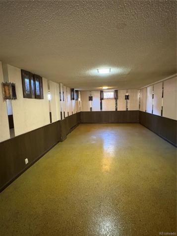 2753 S Benton Street Denver CO 80227