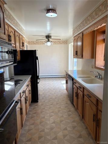 2753 S Benton Street Denver CO 80227