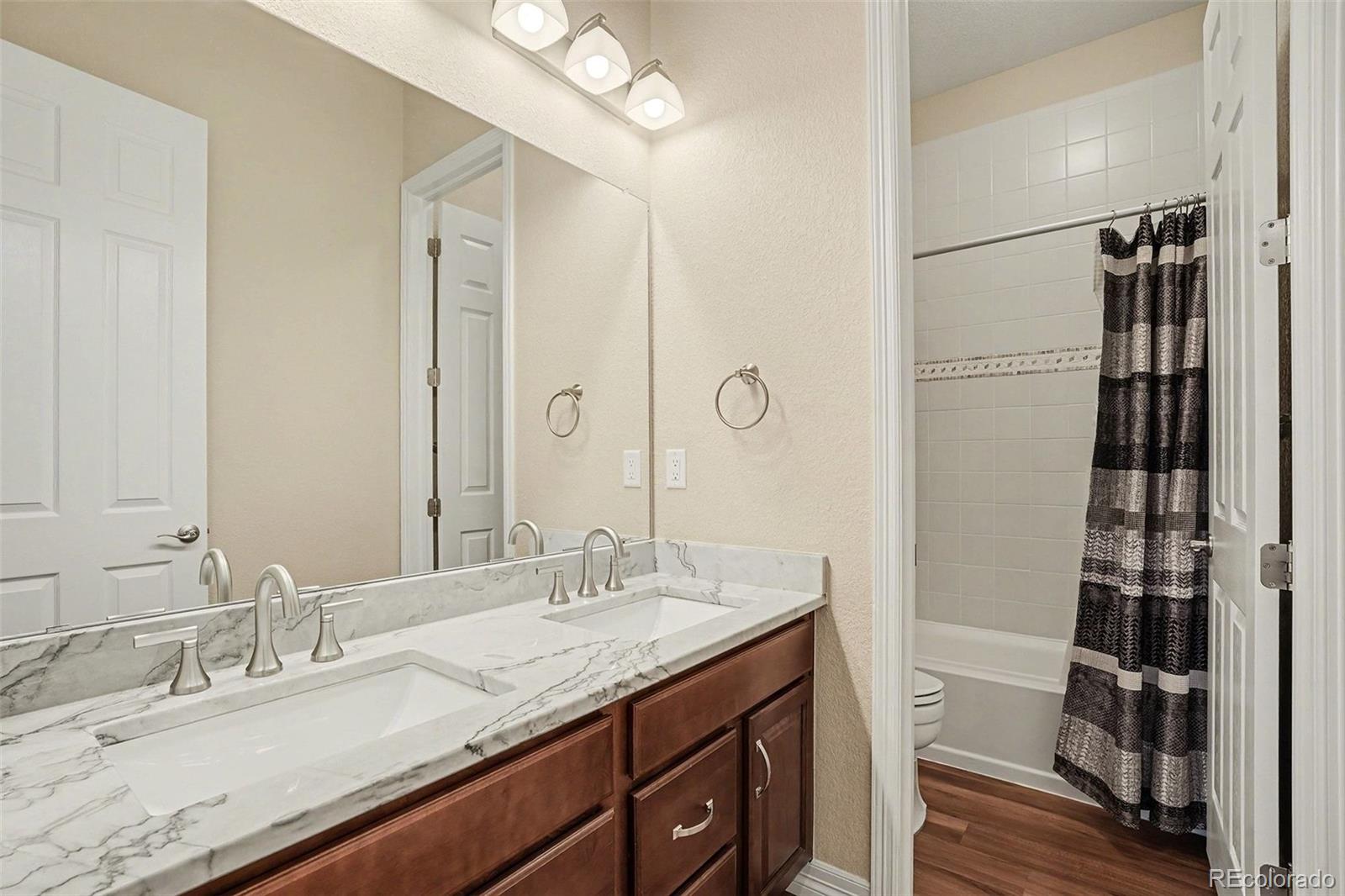 7240 S Riverwood Way Aurora CO 80016