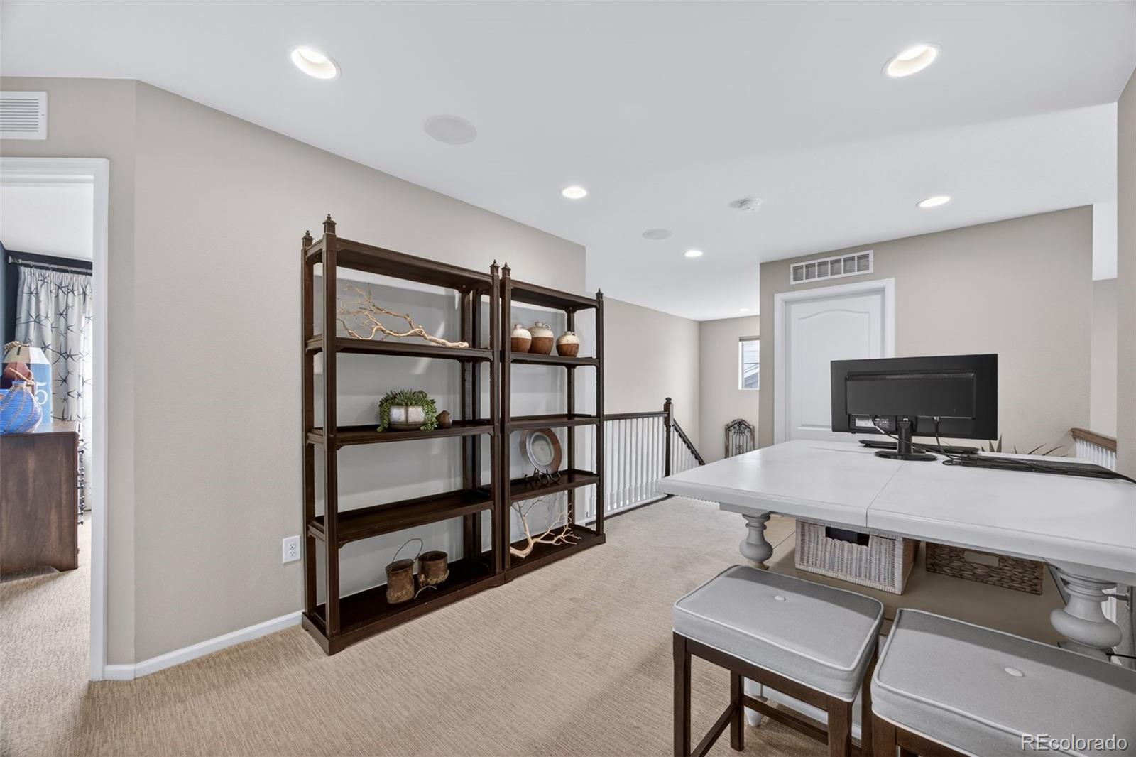 7045 S Robertsdale Way Aurora CO 80016