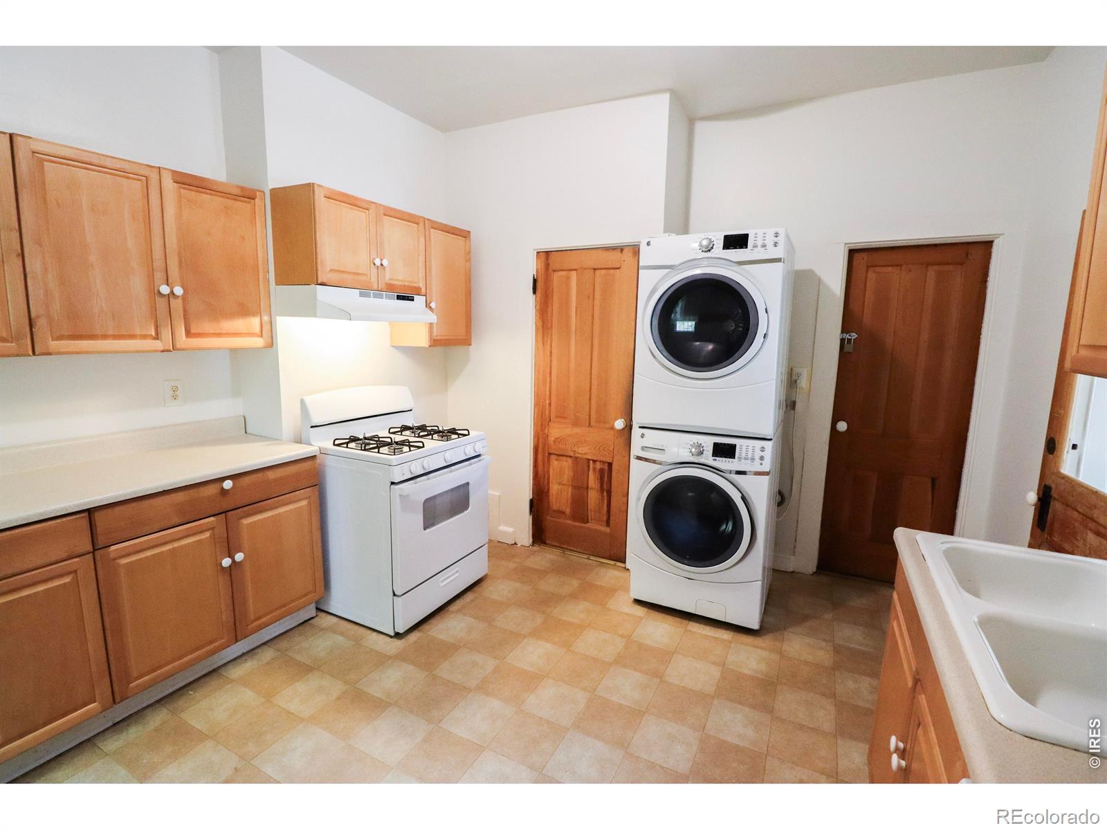 608 S Howes Street Fort Collins CO 80521