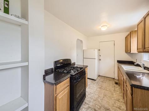 5202 E 60th Way Commerce City CO 80022