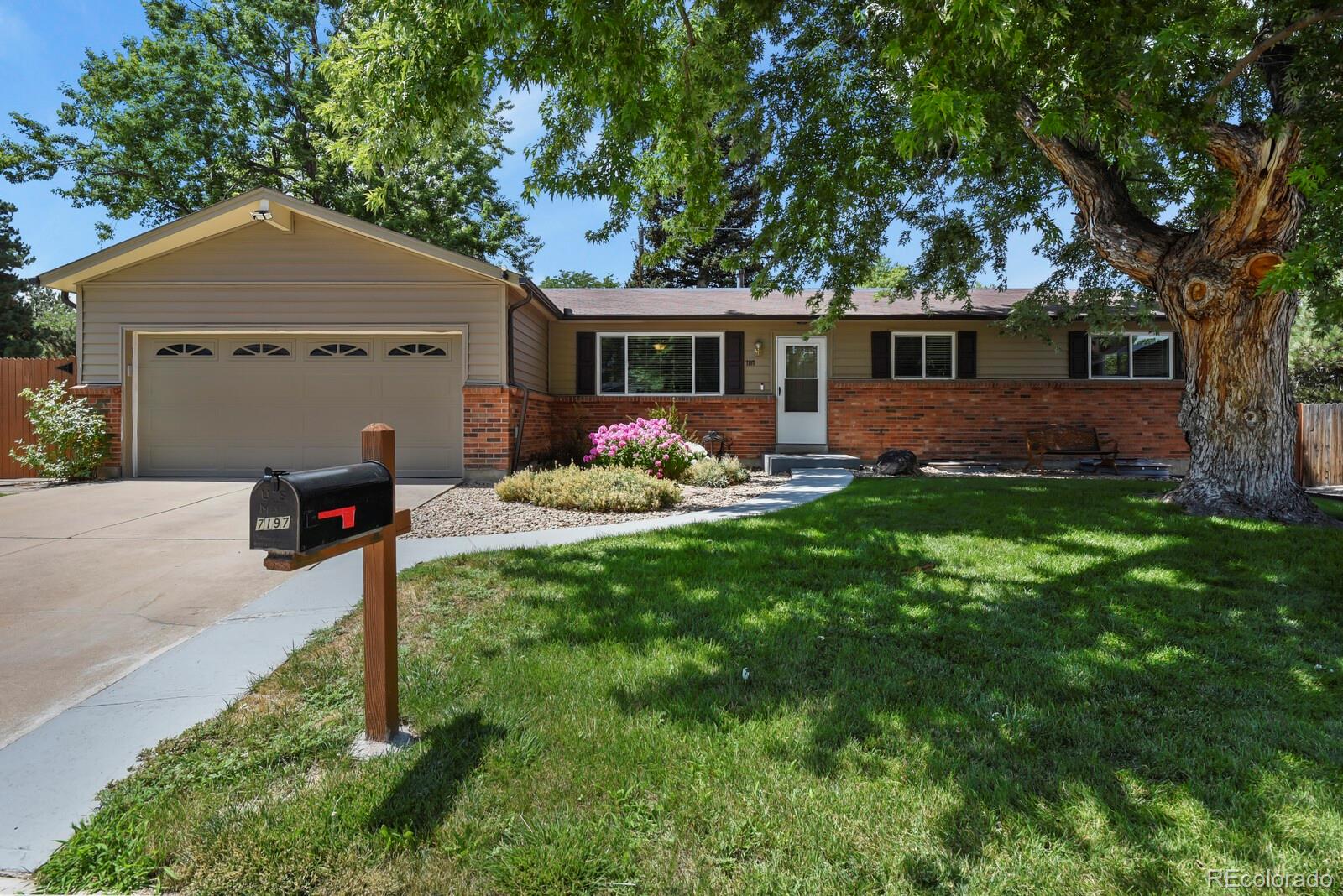 7197 S Dahlia Court Centennial CO 80122