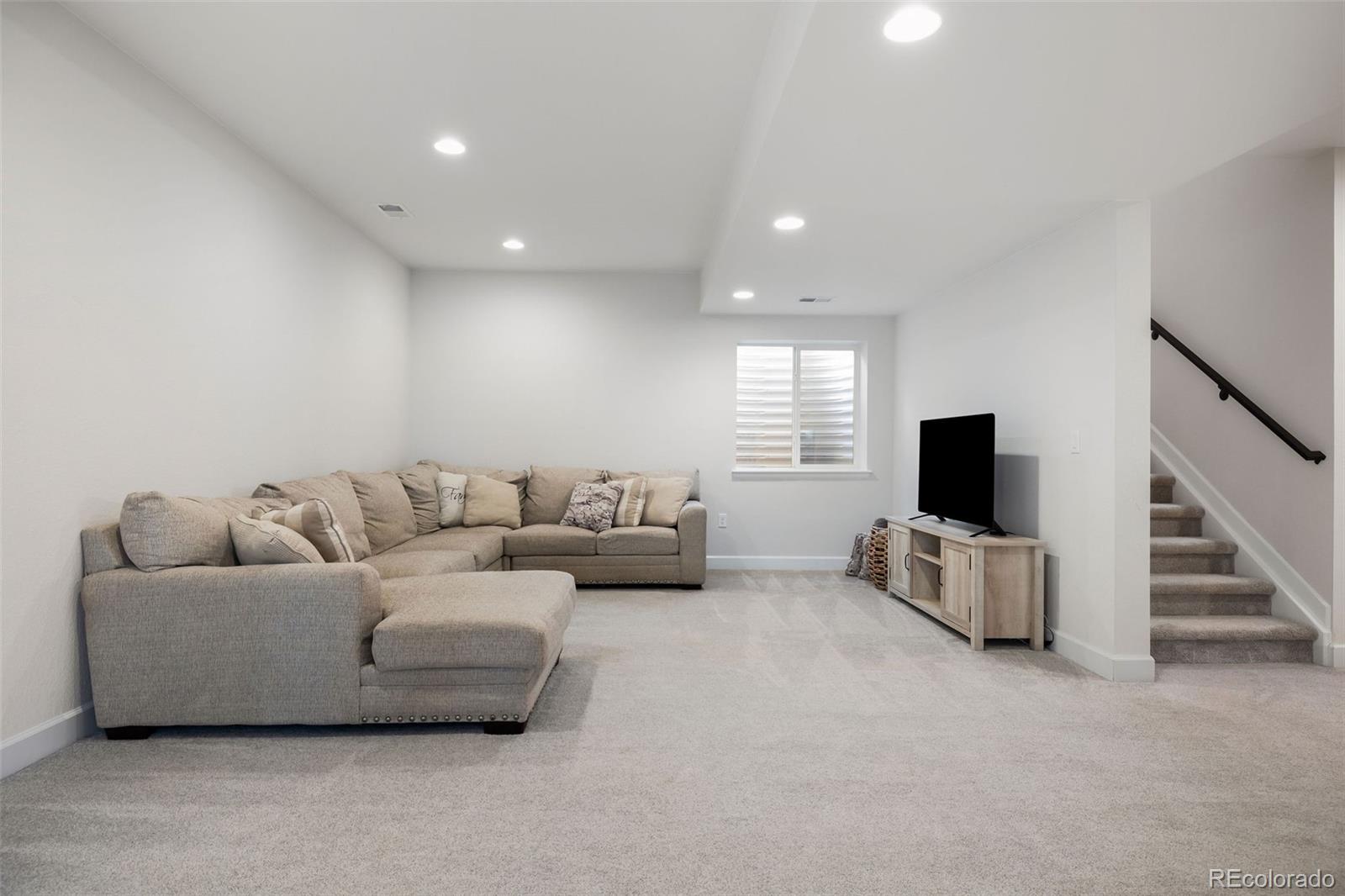 8927 Swan River Street Littleton CO 80125