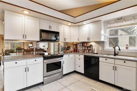 15863 E 7th Avenue Aurora CO 80011