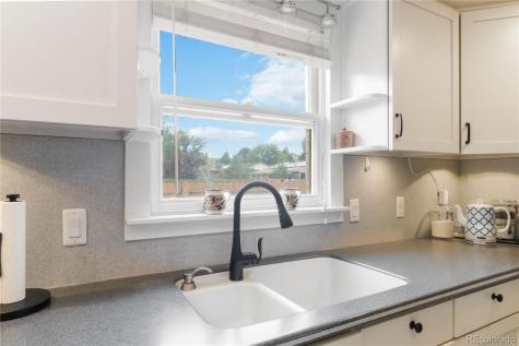 15863 E 7th Avenue Aurora CO 80011