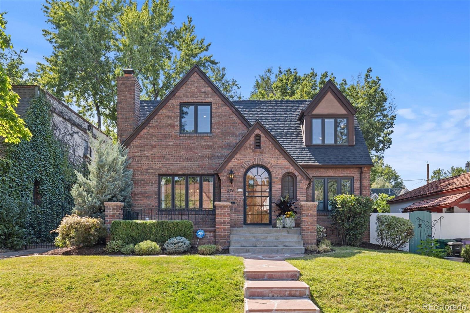 Denver CO, 371 Birch Street