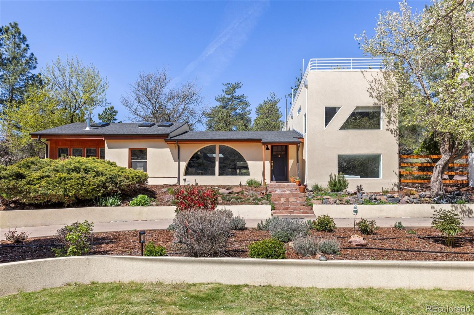 1669 Apple Valley Road Lyons CO 80540