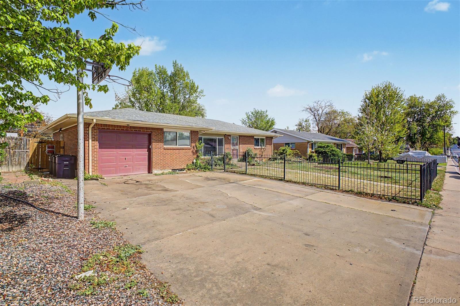 2318 S Perry Street Denver CO 80219