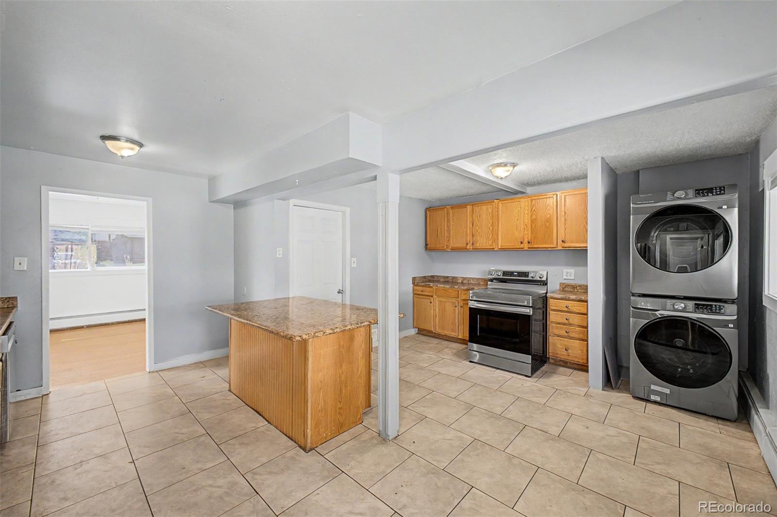 2318 S Perry Street Denver CO 80219