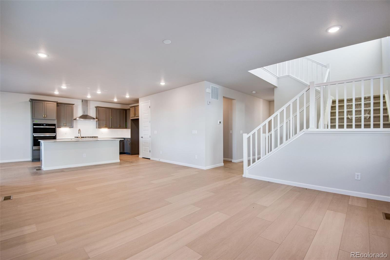 8568 Eckley Street Littleton CO 80125