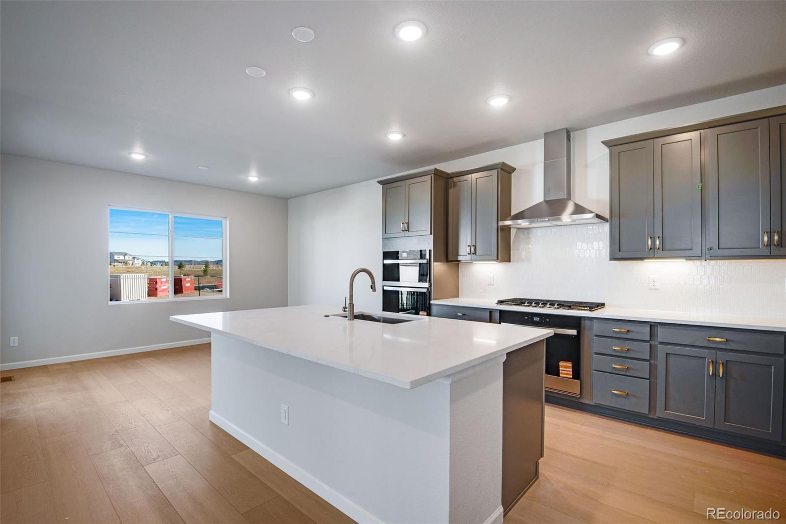 8568 Eckley Street Littleton CO 80125