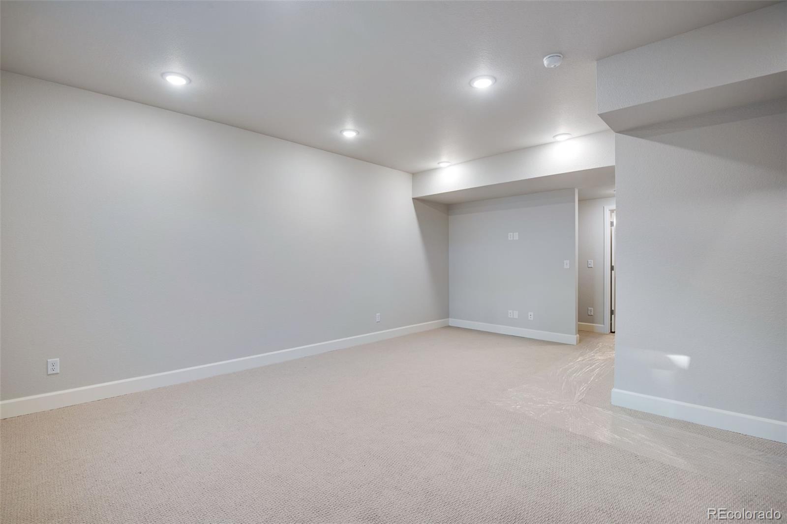 8568 Eckley Street Littleton CO 80125