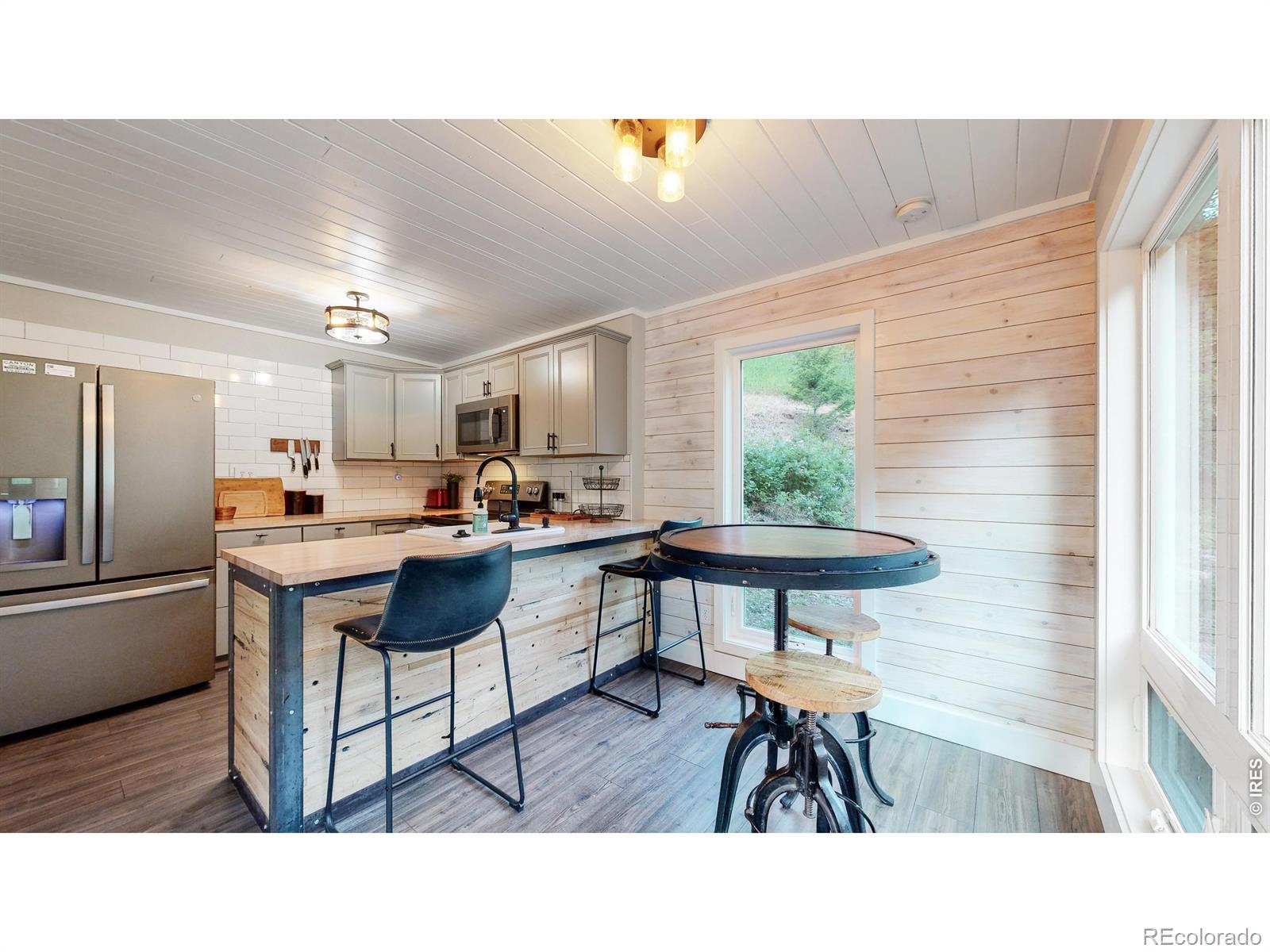 1268 Spring Valley Road Bellvue CO 80512