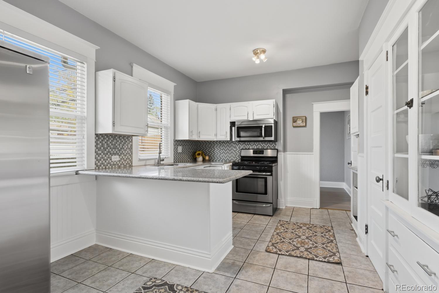 3223 Grove Street Denver CO 80211