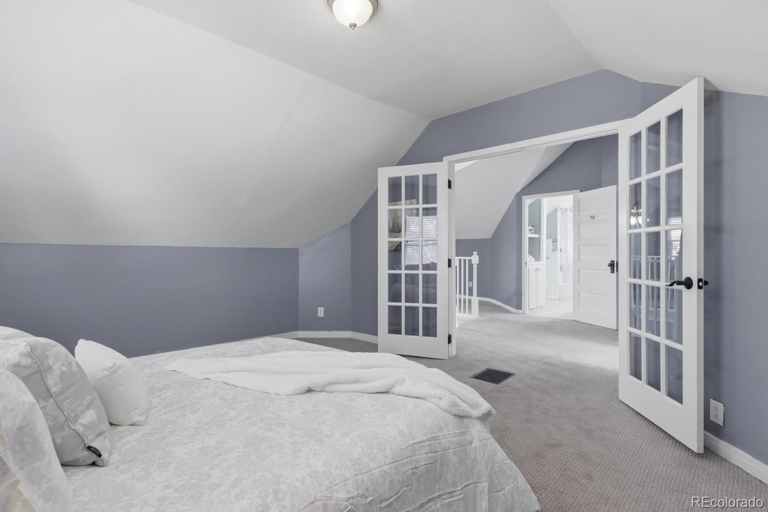 3223 Grove Street Denver CO 80211