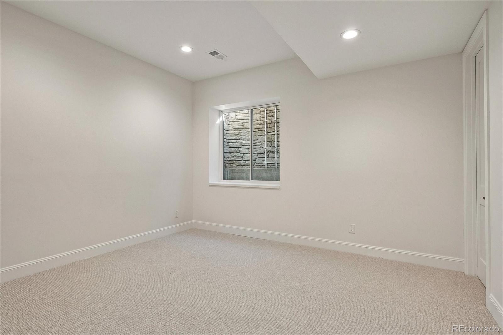 1699 Bellaire Street Denver CO 80220