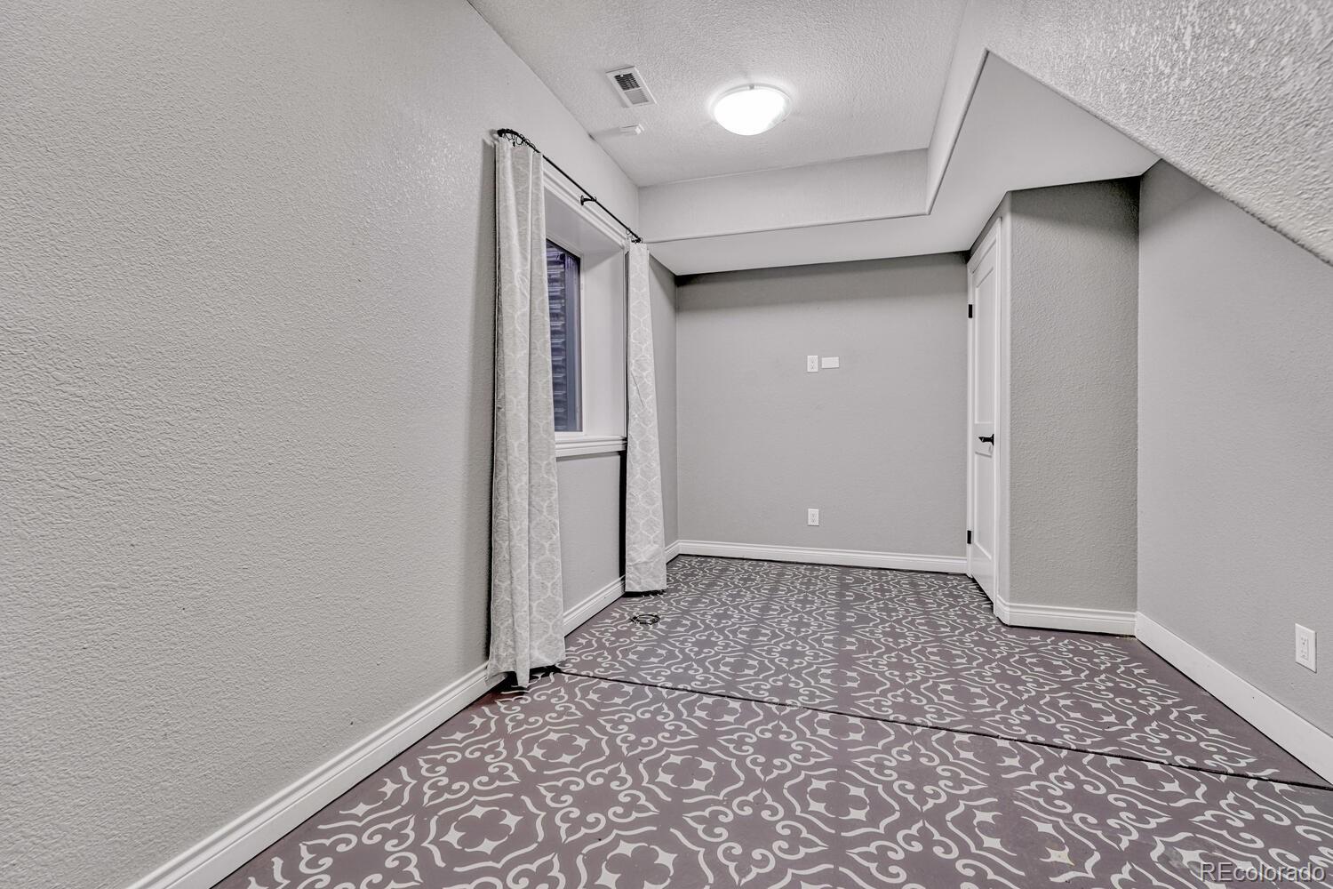 8873 E 29th Place Denver CO 80238