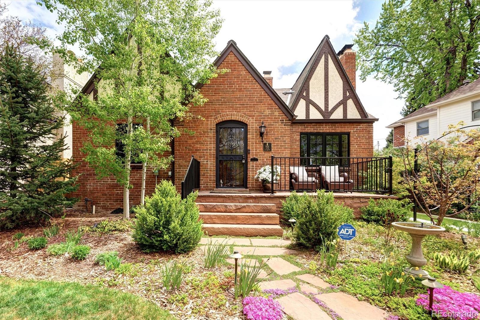 956 S Elizabeth Street Denver CO 80209