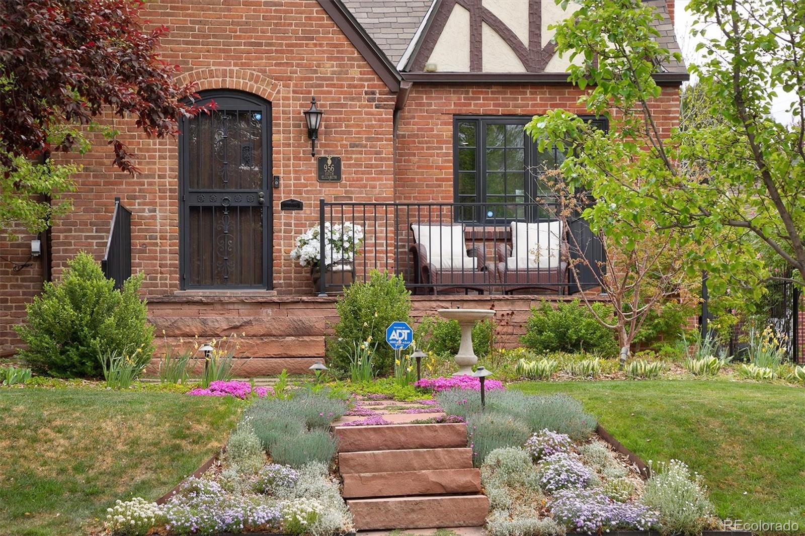 956 S Elizabeth Street Denver CO 80209