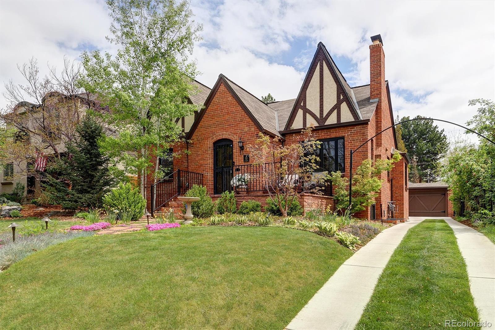 956 S Elizabeth Street Denver CO 80209