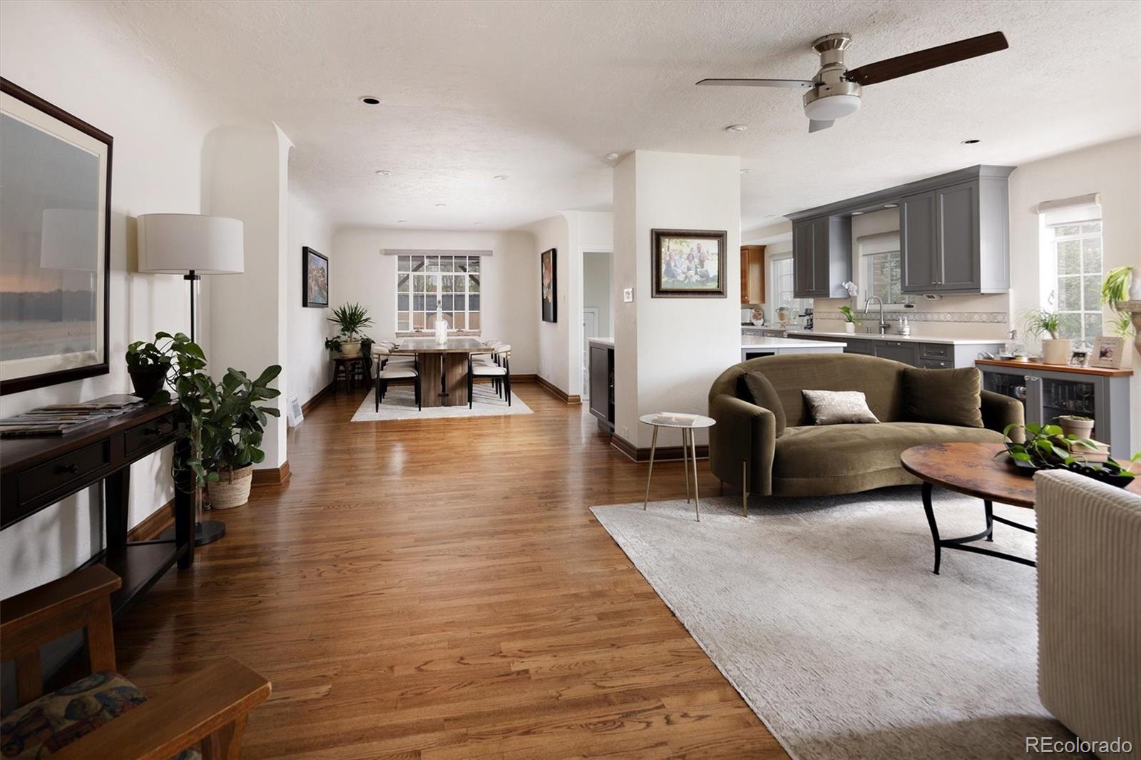 956 S Elizabeth Street Denver CO 80209