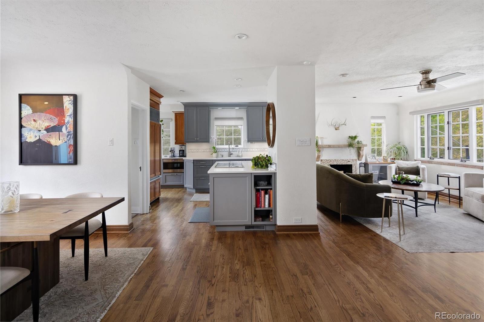 956 S Elizabeth Street Denver CO 80209
