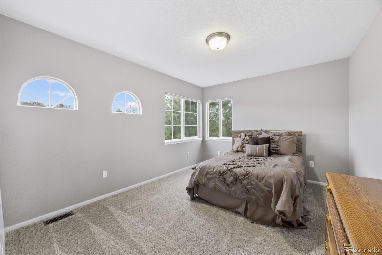 5861 Jasper Pointe Circle Castle Pines CO 80108
