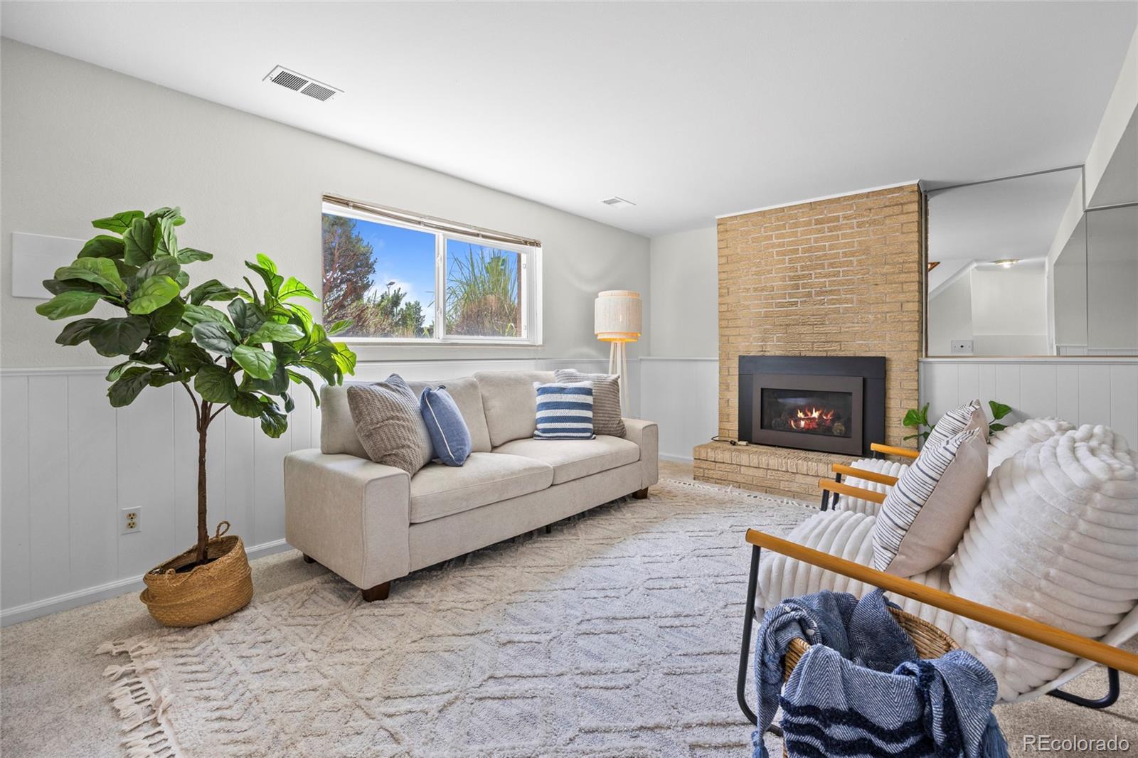 8603 E Dillard Place Denver CO 80231