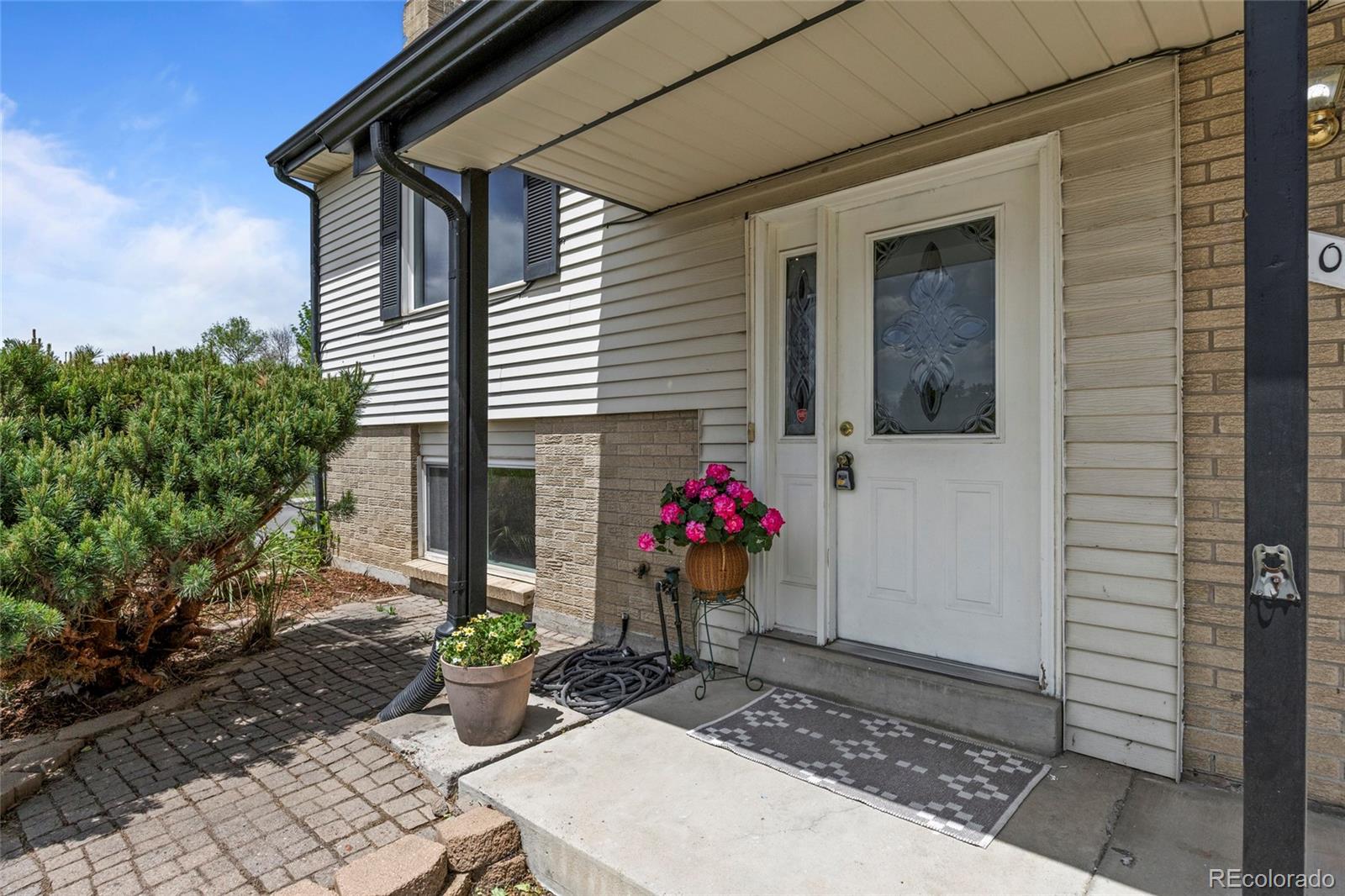 8603 E Dillard Place Denver CO 80231