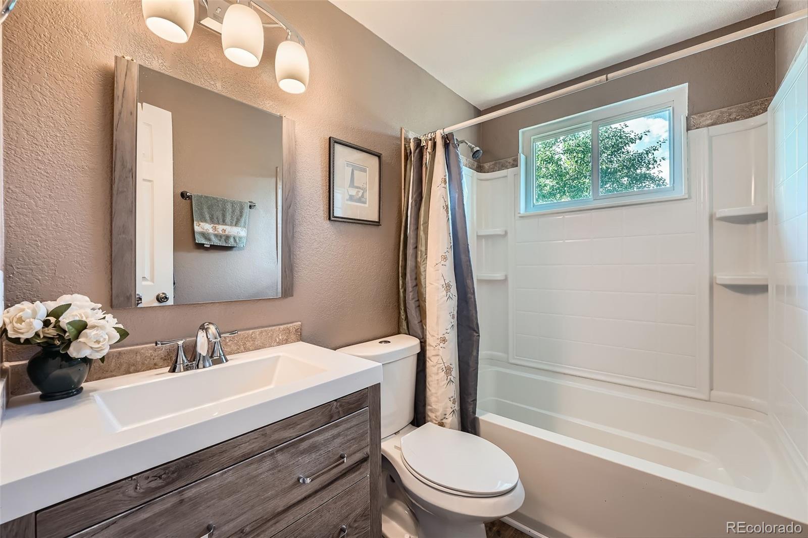 20004 E Tufts Drive Centennial CO 80015