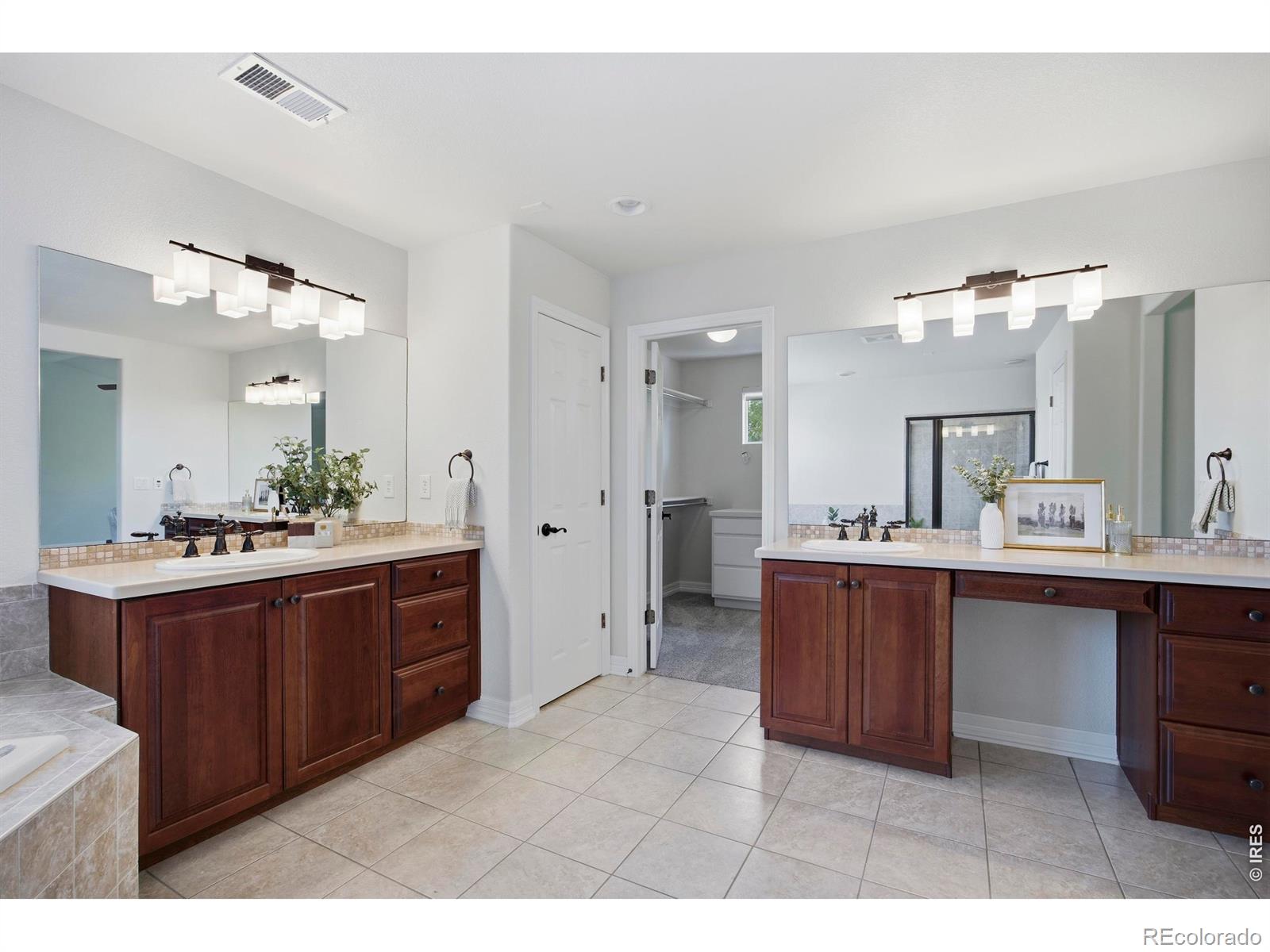 1657 Stardance Circle Longmont CO 80504