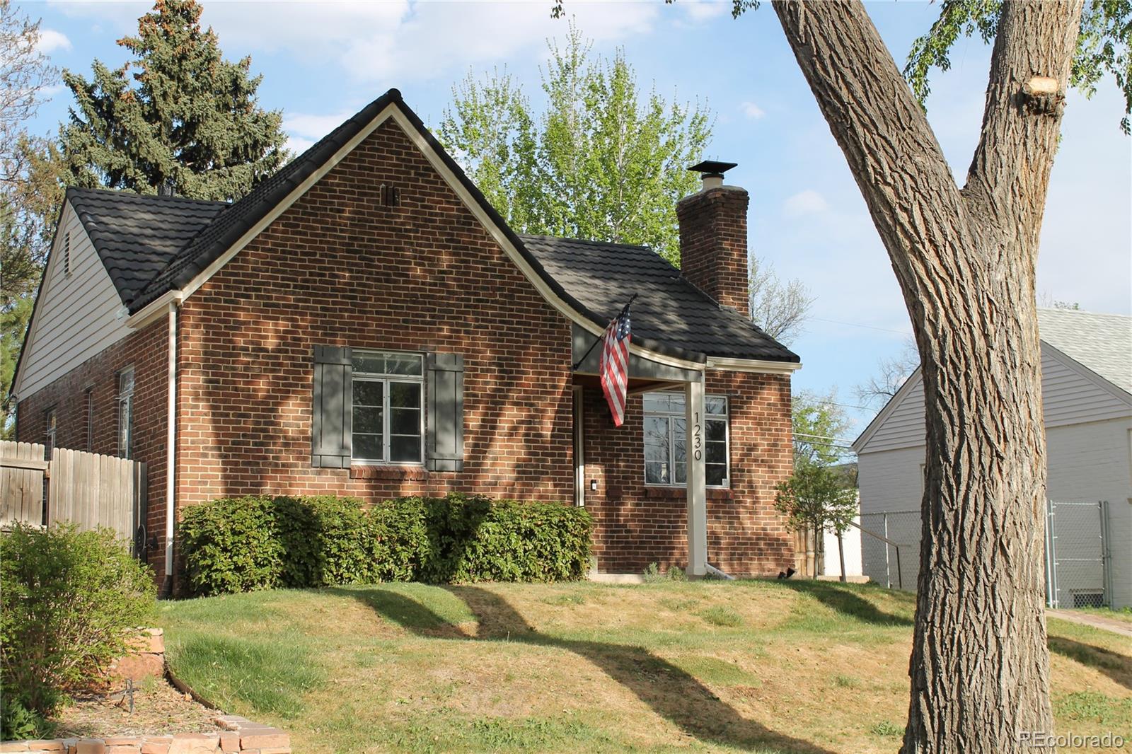 1230 Magnolia Street Denver CO 80220