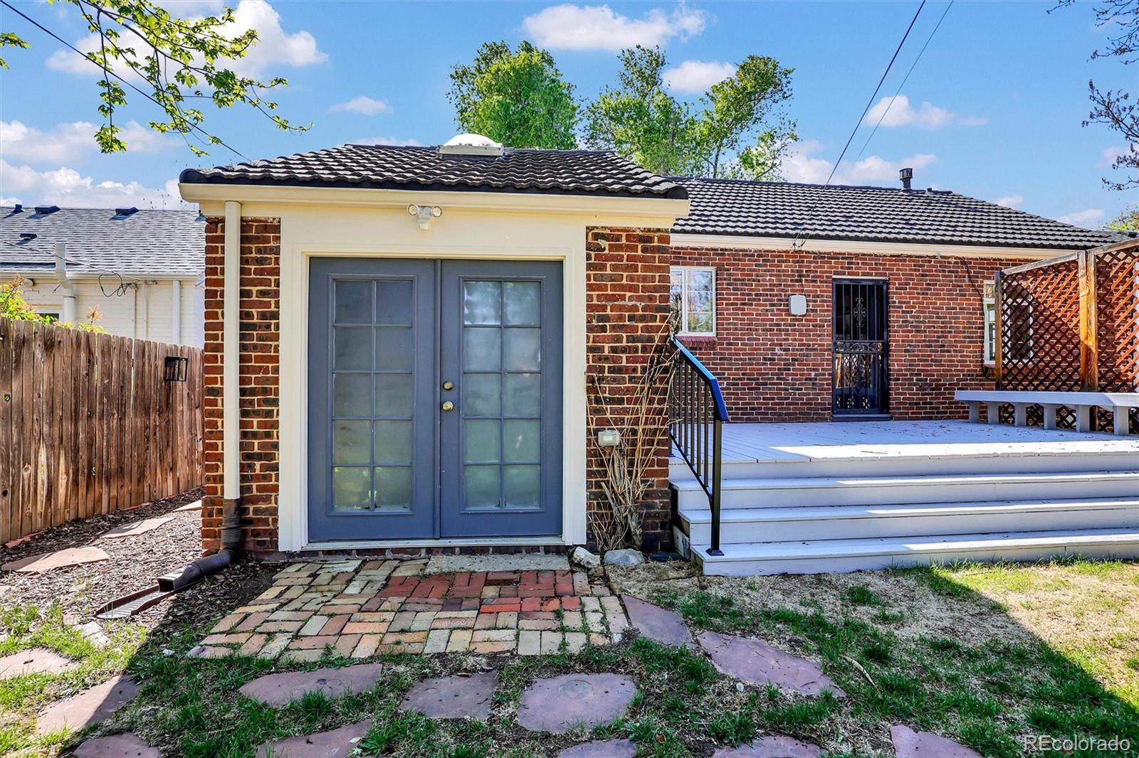 1230 Magnolia Street Denver CO 80220
