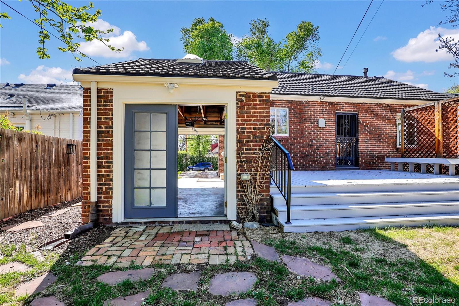 1230 Magnolia Street Denver CO 80220