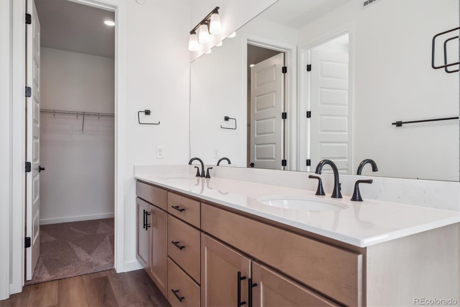 11469 E Briarwood Circle Centennial CO 80112