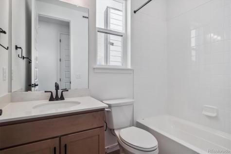 11469 E Briarwood Circle Centennial CO 80112