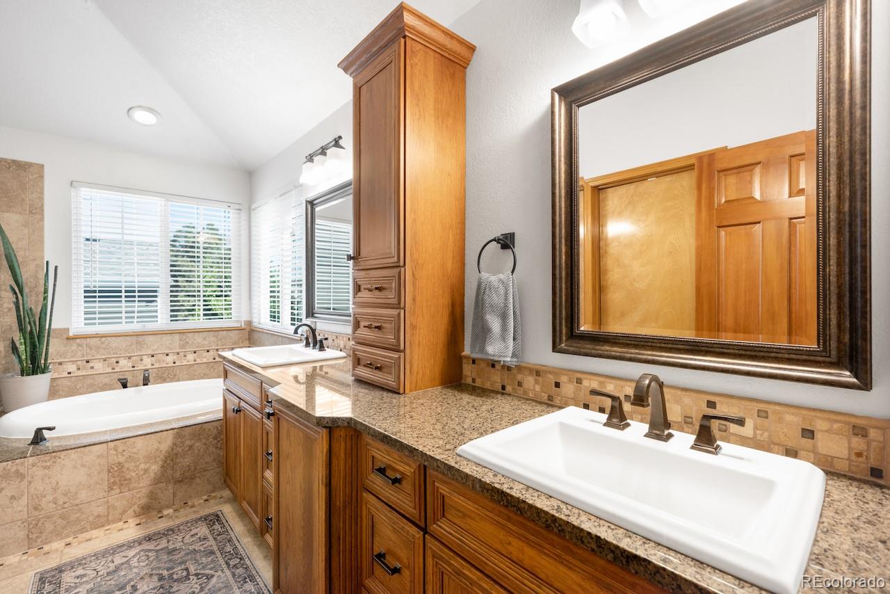 10269 Lodestone Way Parker CO 80134